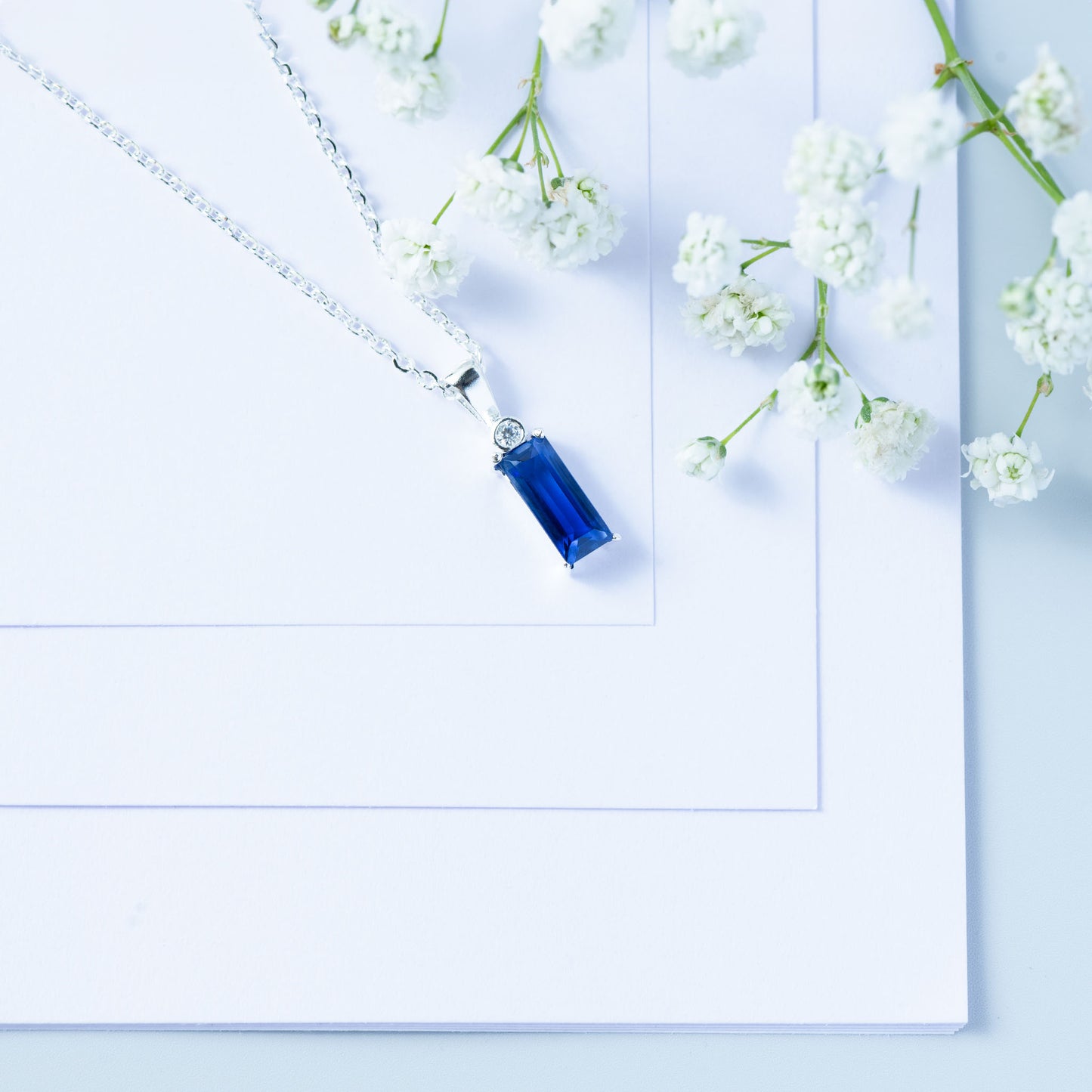 Timeless Emerald Elegance Pendant