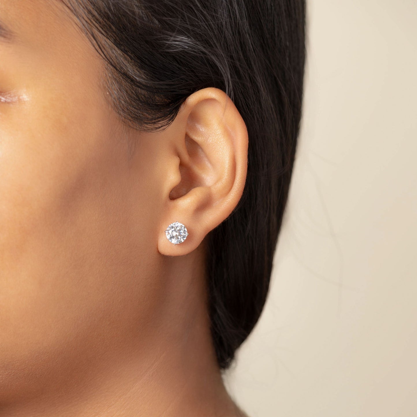 Forever Classic Solitaire Stud