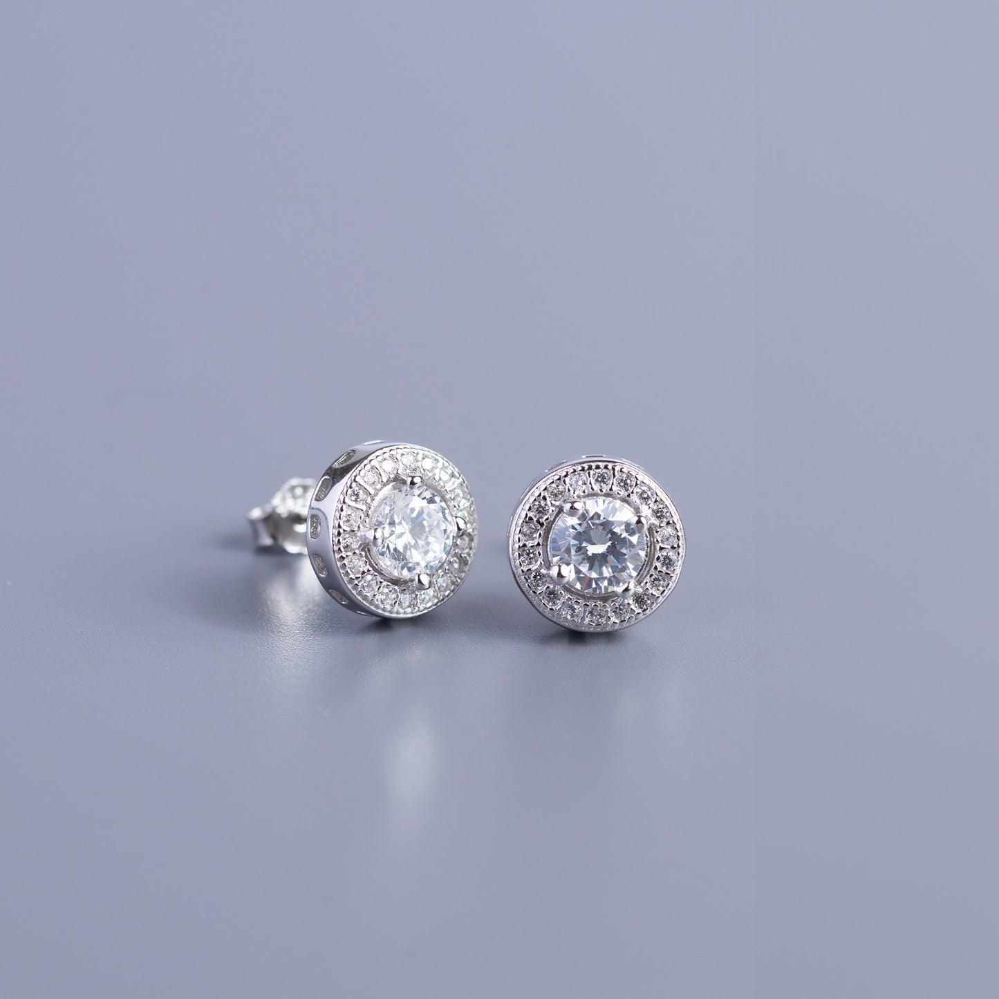 Classic Halo Solitaire Stud (Big)