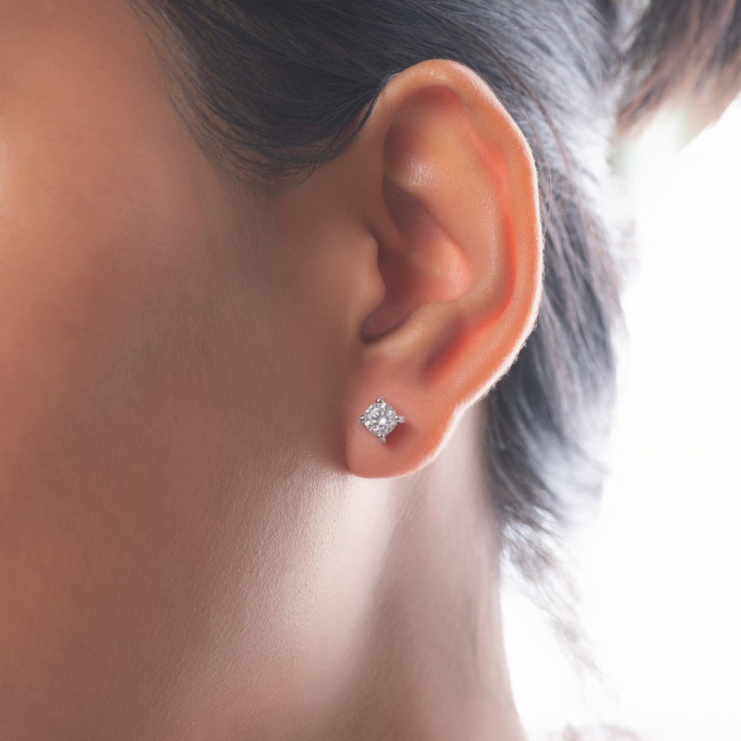 Twinkling Solitaire Stud
