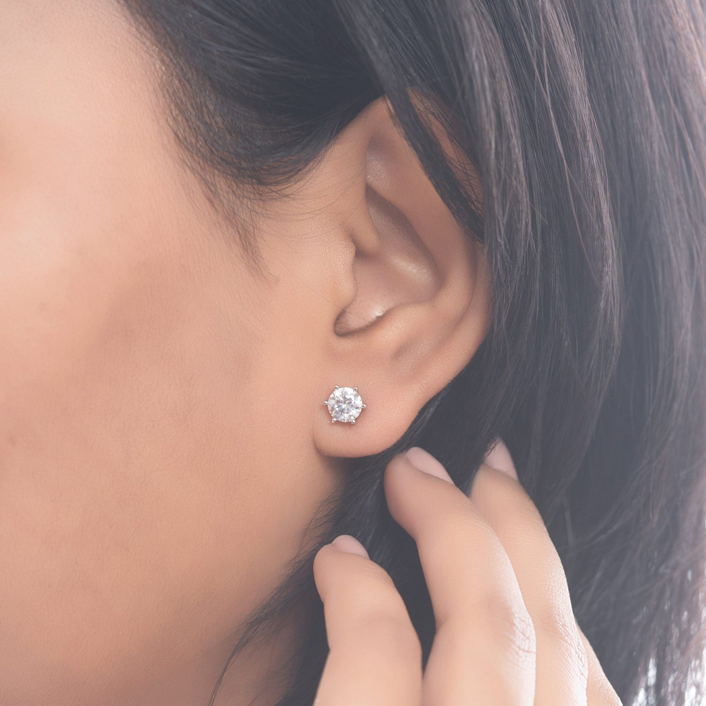 Aurora Solitaire Stud