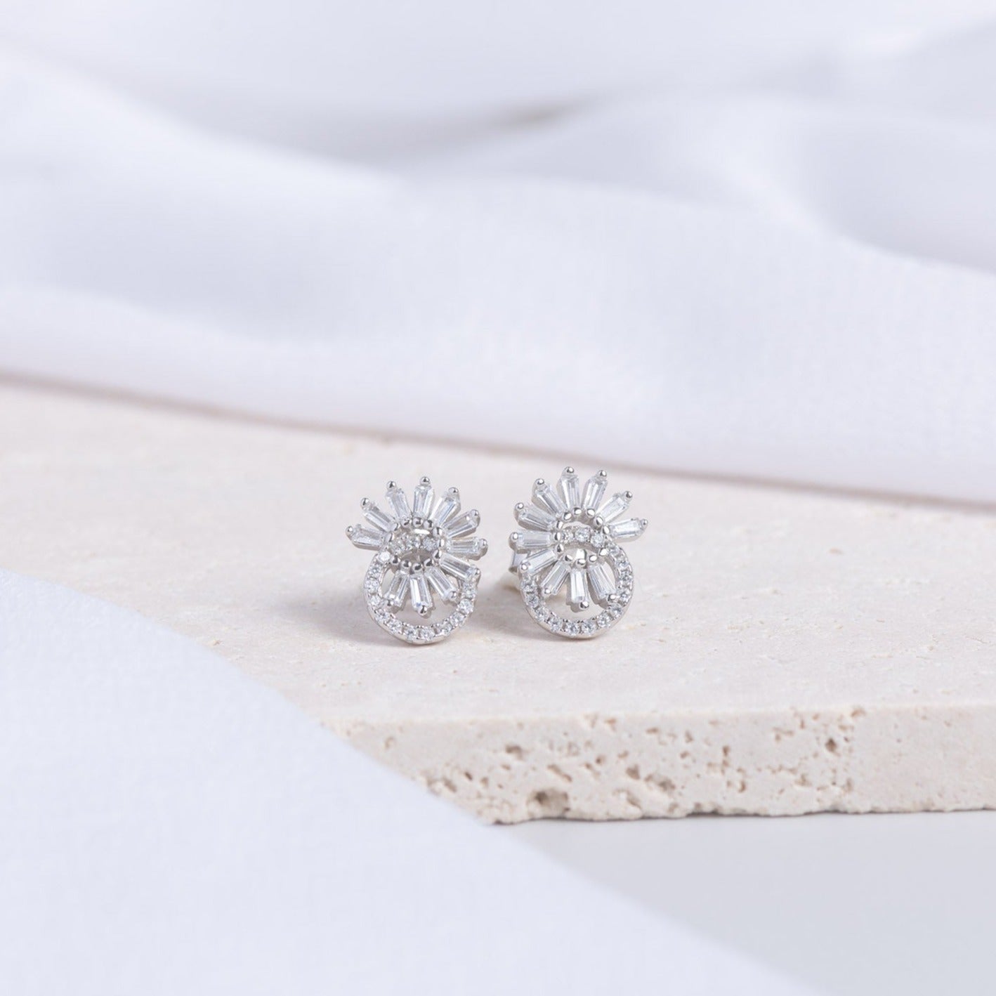 Pretty Silver Floral Stud
