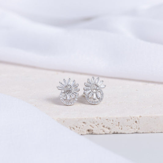 Pretty Silver Floral Stud