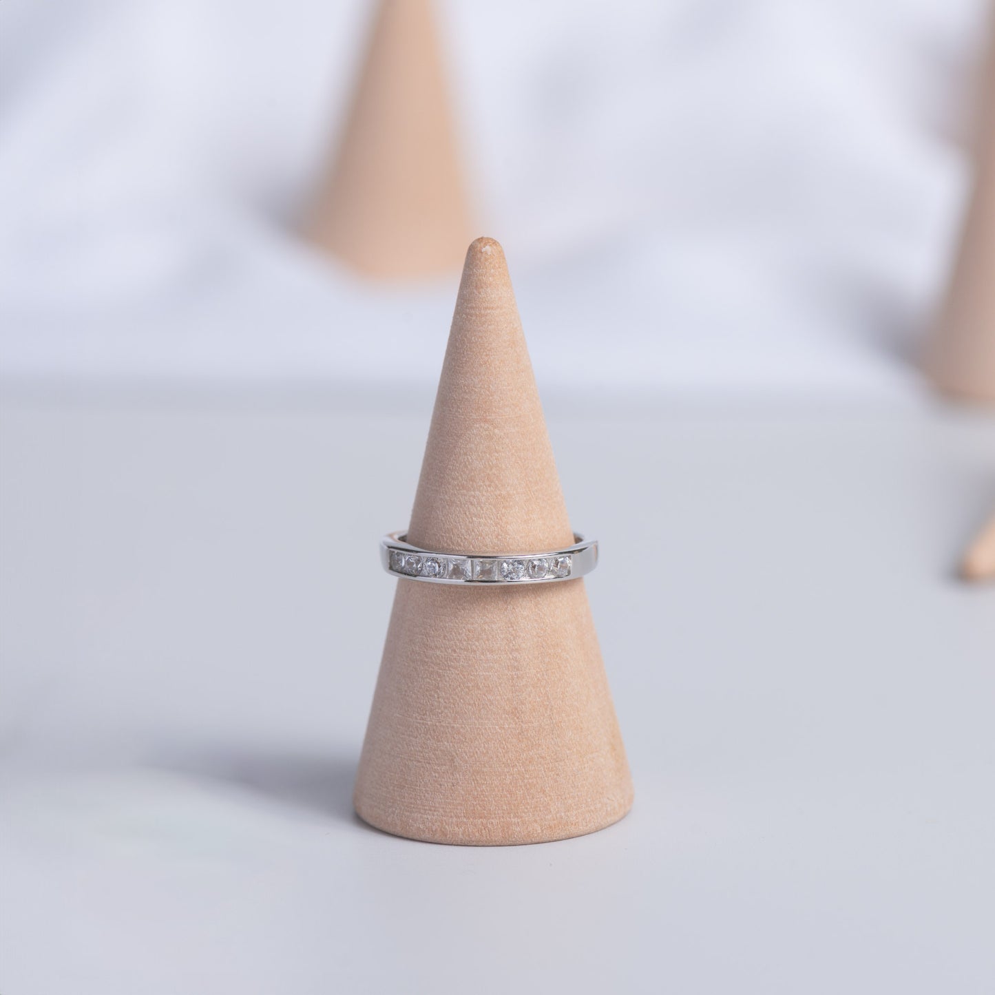 Helena Band Ring