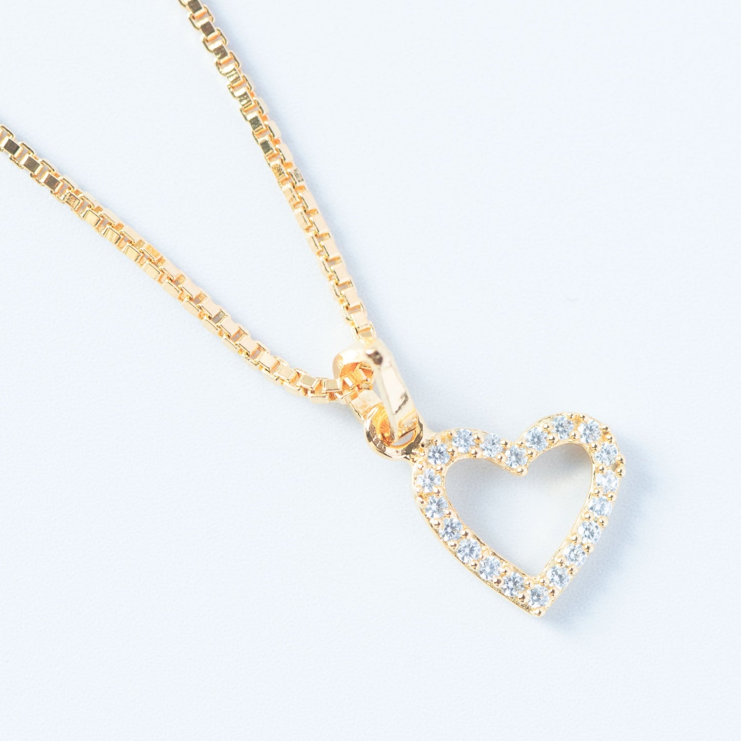 Whimsical Heart Sparkle Pendant (Gold)