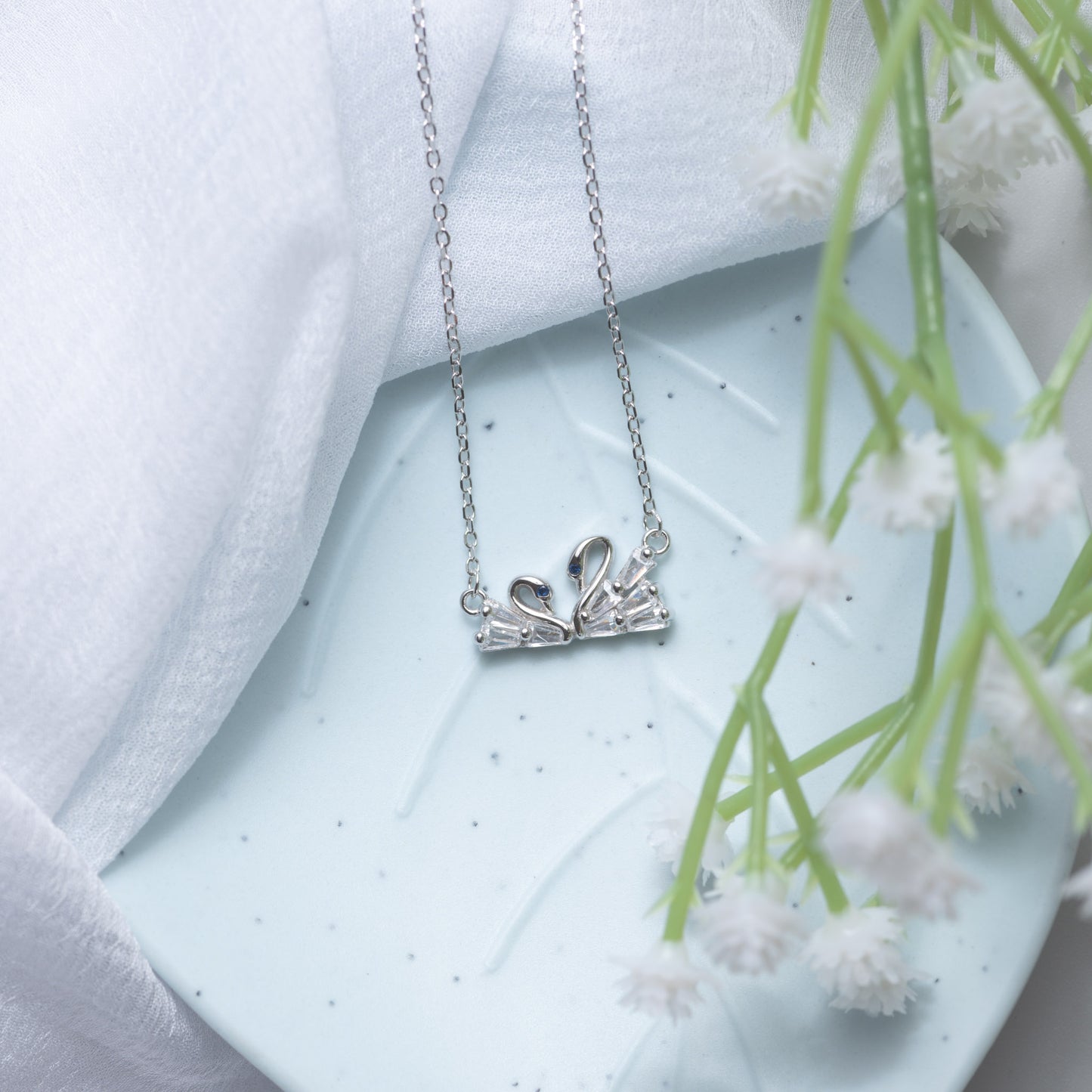 Swans-in-Love Necklace