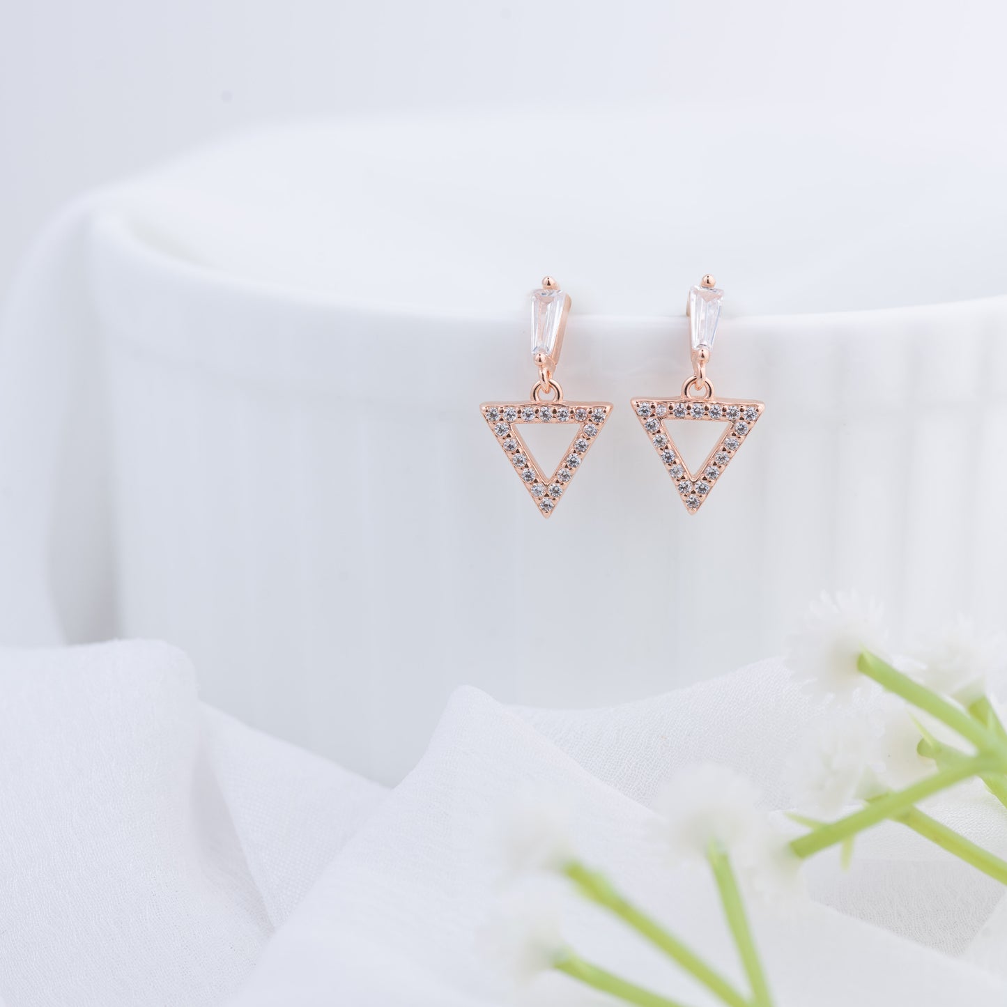 Chic Triangle Drops